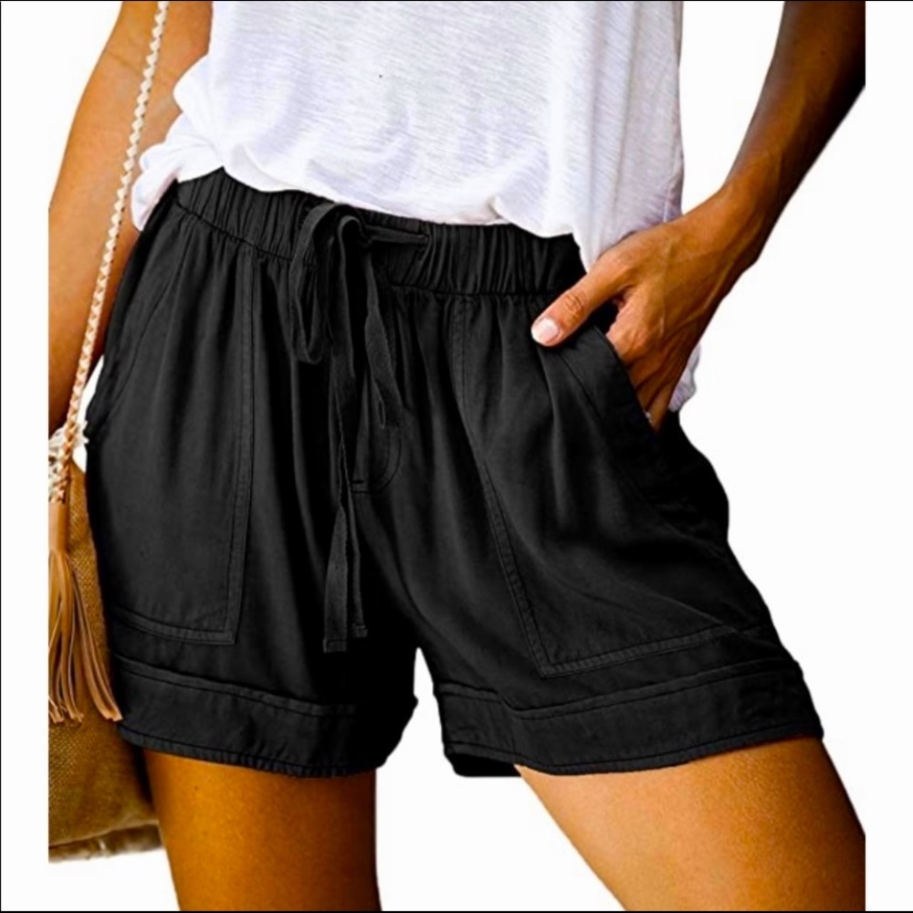 Kissmoda Shorts NWOT